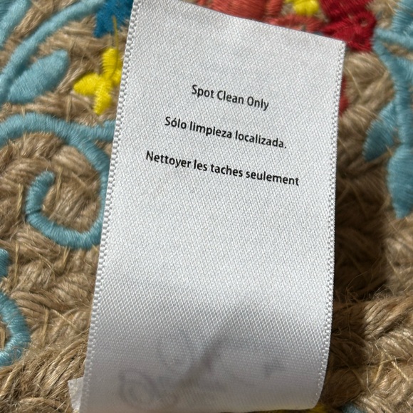 4 Pioneer Woman jute 15” round embroidered floral placemats NWOT SWEET ROSE - Picture 5 of 8